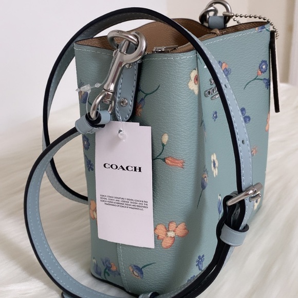 New💃Coach Mini Town Bucket Bag With Mystical Floral Print - Picture 2 of 9
